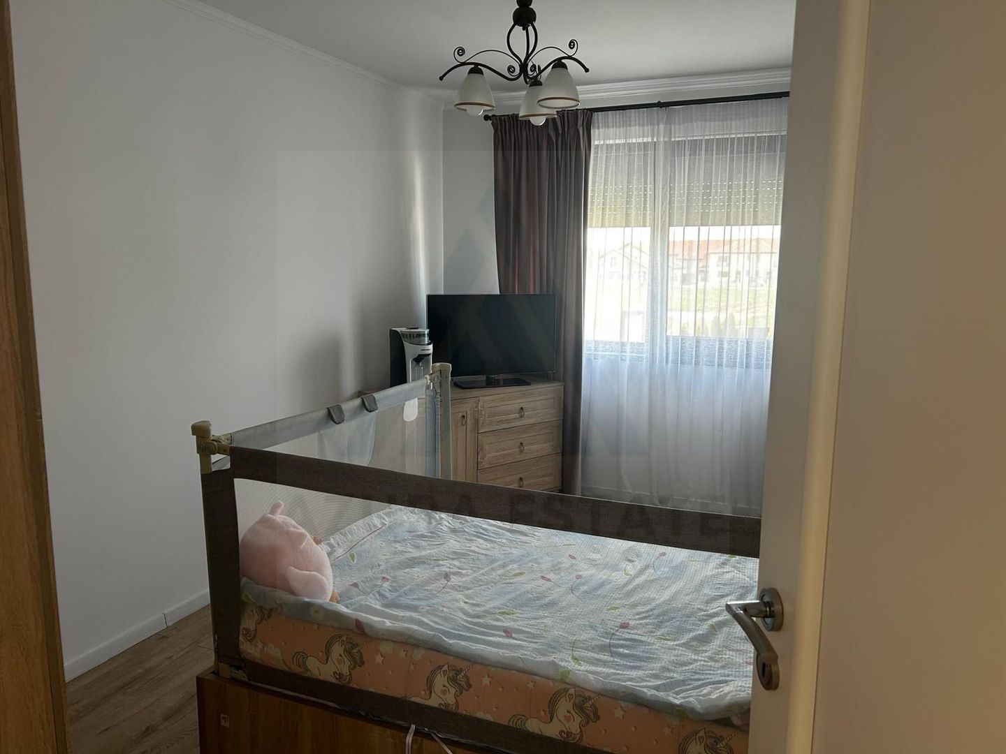 Casa individuala premium P+1+Pod teren 265 mp si carport in Selimbar - Poză 9