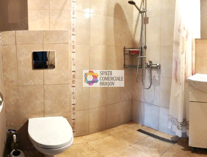 Casa formata din doua apartamente , recent renovata, zona AFI 110 mp - Poză 3