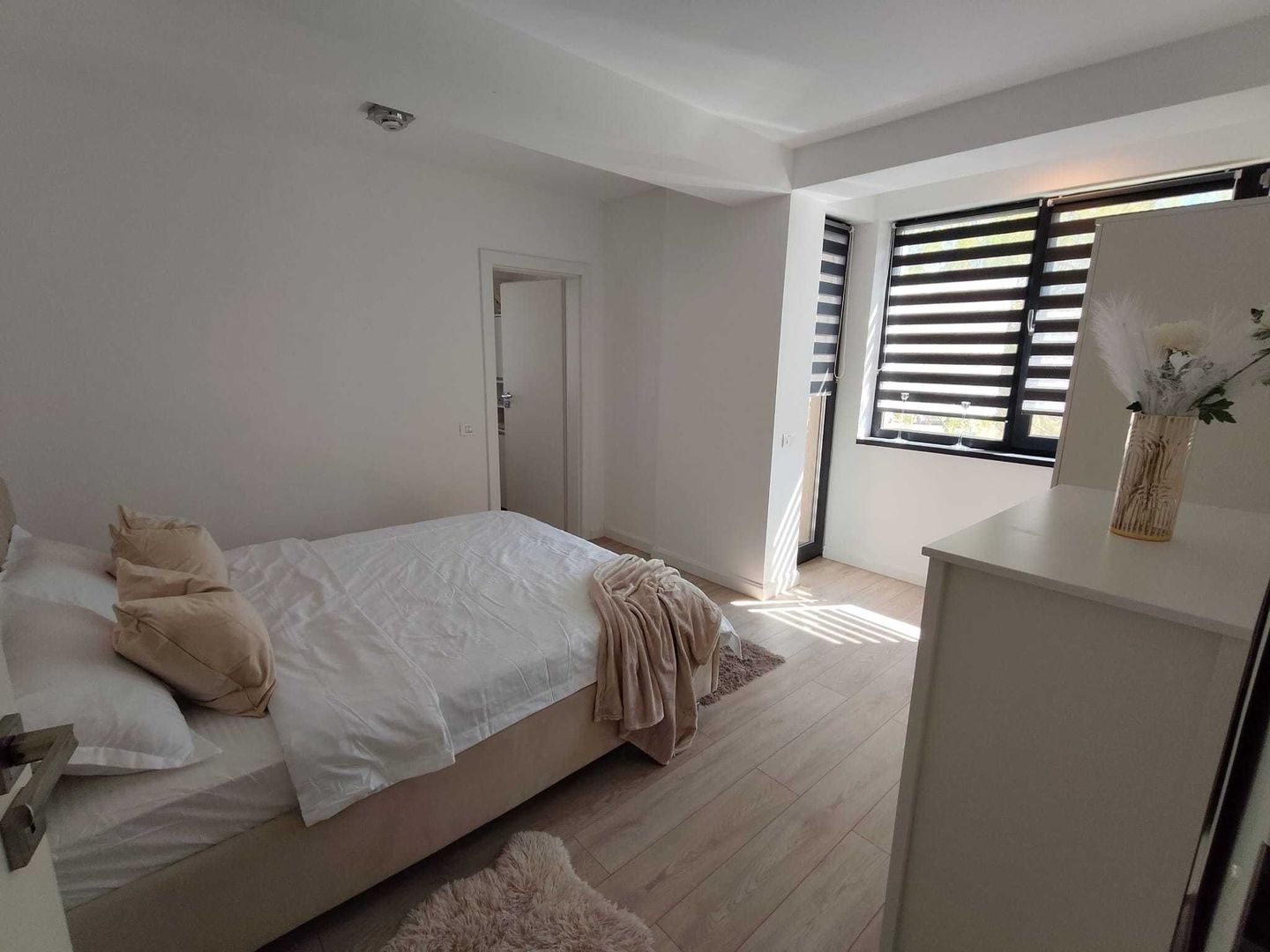 Apartament cu 3 camere LUX Titan, 2 băi, bloc boutique, lângă IOR - Poză 4