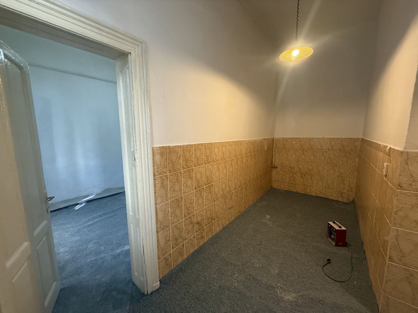 Oferta zilei !!! Garsoniera 33.4 mp utili in Vila - Zona Parcul Carol - Poză 7