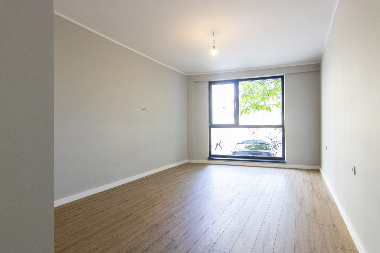 SPATIU COMERCIAL 100MP + 17 TERASA - 2 LOCURI DE PARCARE, BOXA INCLUSA 9MP - Poză 18