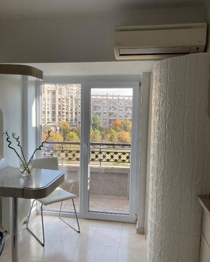 Închiriere 2 Camere Bulevardul Unirii, Loc De Parcare, Pret Negociabil - Poză 10