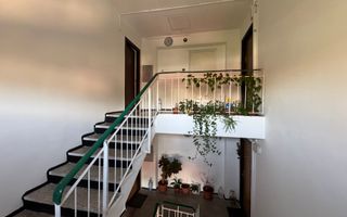 Apartament decomandat cu 3 camere in Florilor, strada Crinului - Poză 23