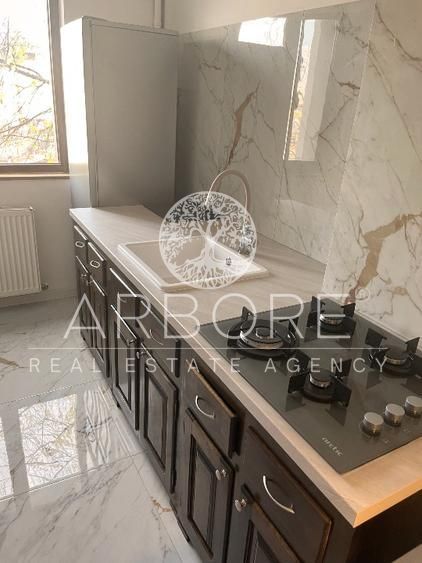 Inchiriere 2 camere Piata Unirii metrou renovat prima chirie - Poză 7