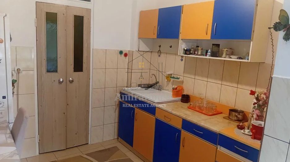 Apartament 2 camere, decomandat, etaj 1, str Tulcea - Poză 8