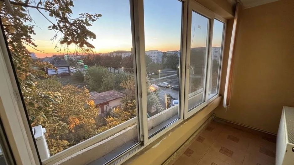 Apartament 3 camere Complexul Studentesc - Poză 7