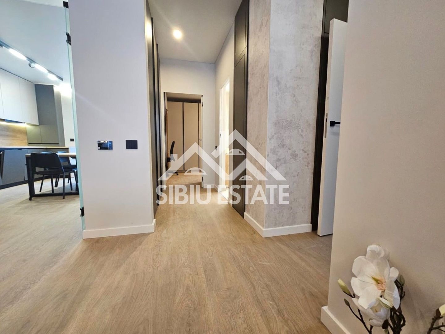 Apartament NOU de inchiriat Sibiu central - Poză 3