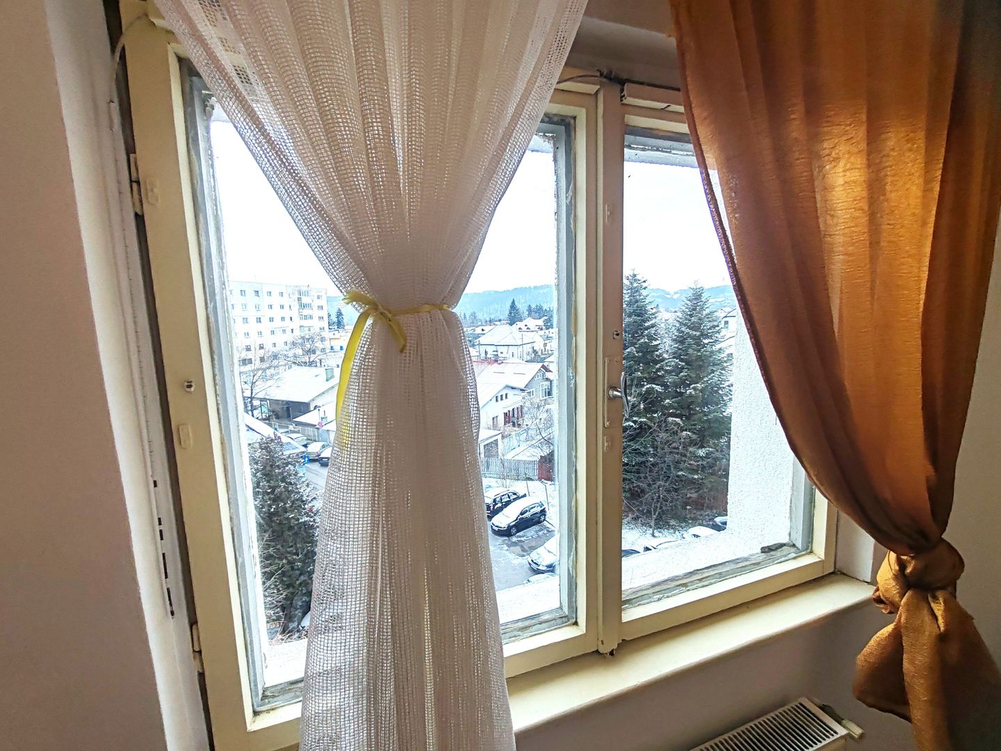 3 Camere, Central, Ideal pentru Familie, Liniste, An '81 - Poză 32