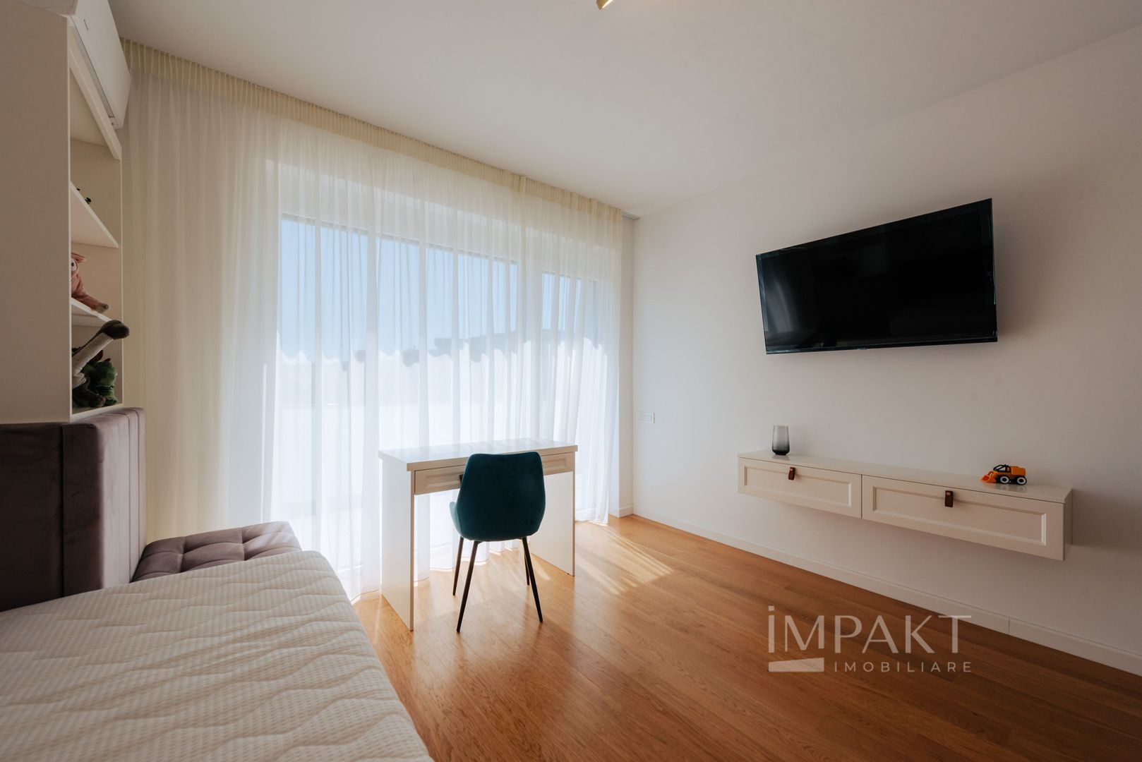 Apartament deosebit cu 4 camere la 5 minute de UMF - Poză 26