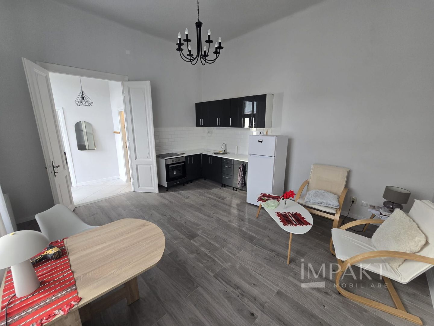 Apartament cu 3 camere zona Tribunal centru Cluj Napoca - Poză 1