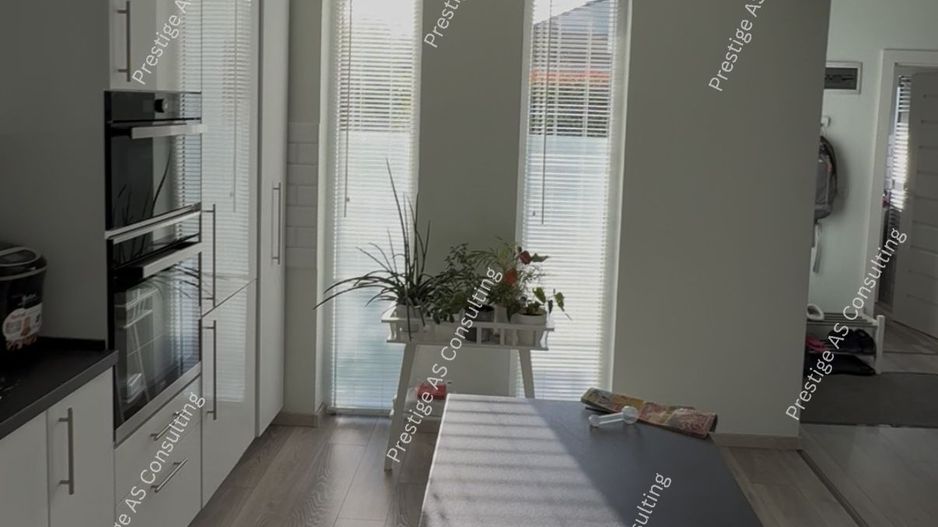 Vila Moderna liziera padurii | 5 Camere | Dumbravita - Poză 9