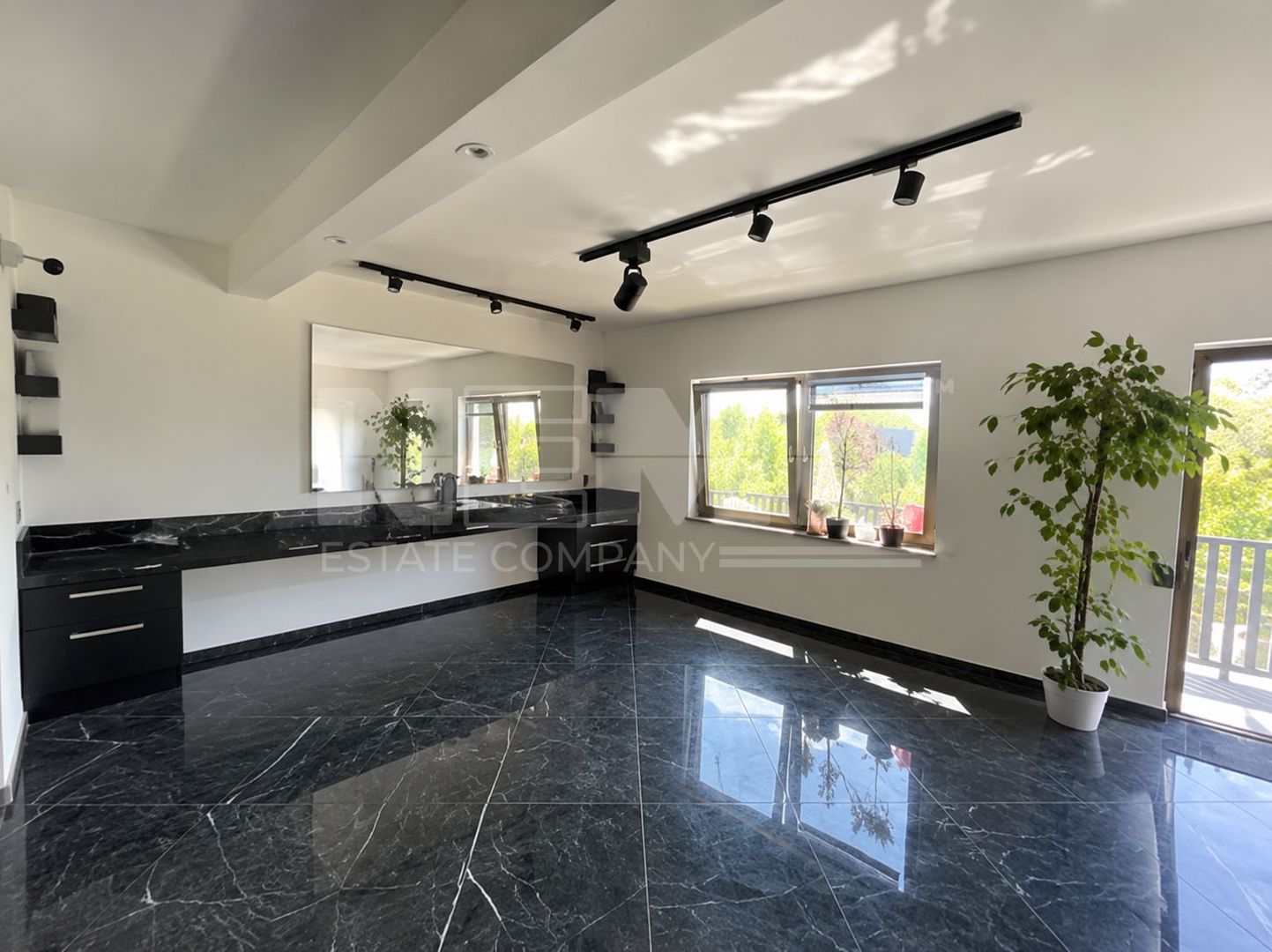 APARTAMENT 2 CAMERE | DE INCHIRIAT | HORODNIC DE JOS - Poză 3