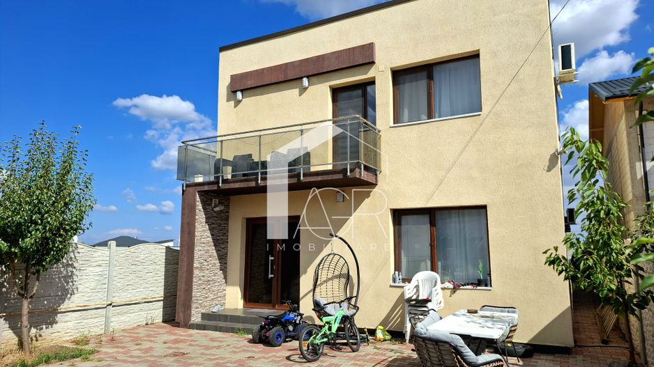 Casa P+1E, cu 5 camere, Strejnicu - Poză 1