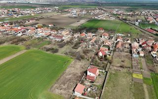 Teren intravilan Giarmata Vii- Oportunitate Investite - Poză 1