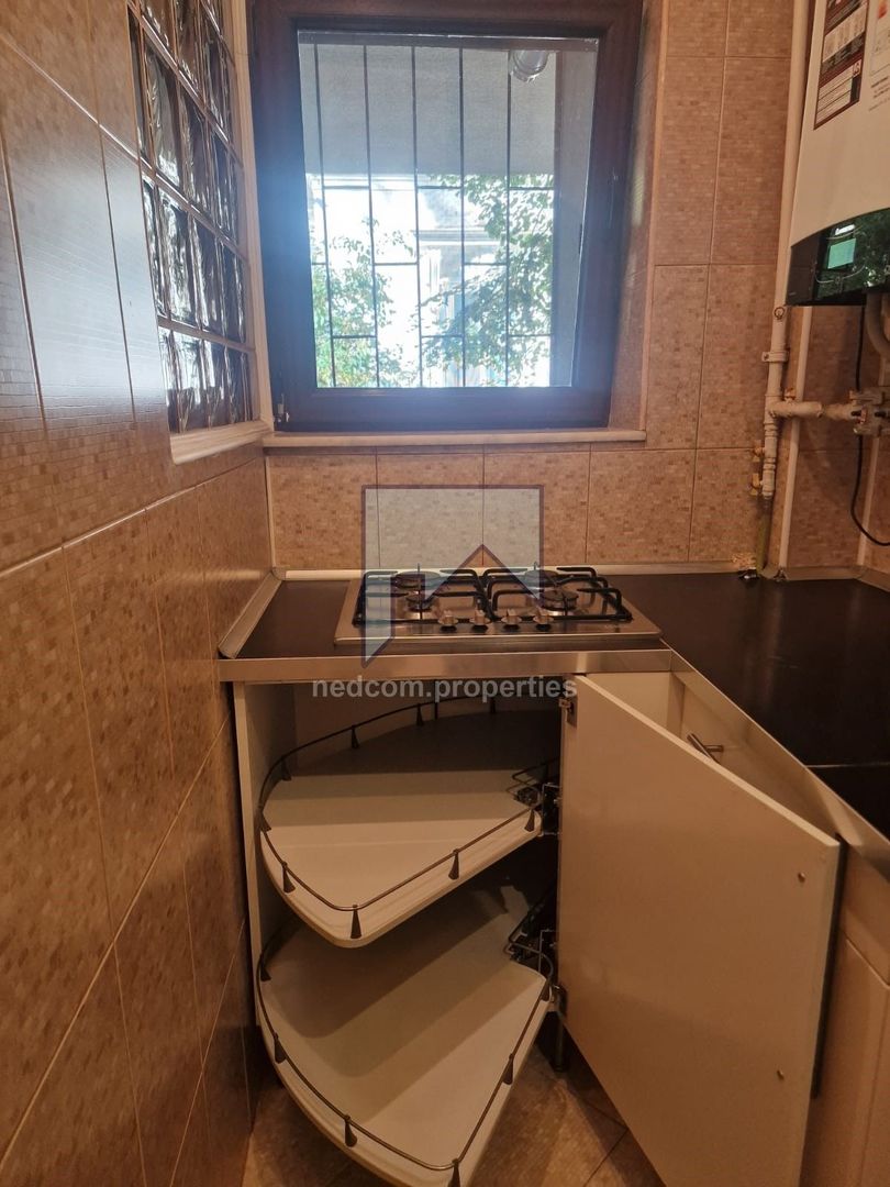 Vanzare apartament 2 camere - Vasile Lascar - Cartierul Armeneasca - Poză 12