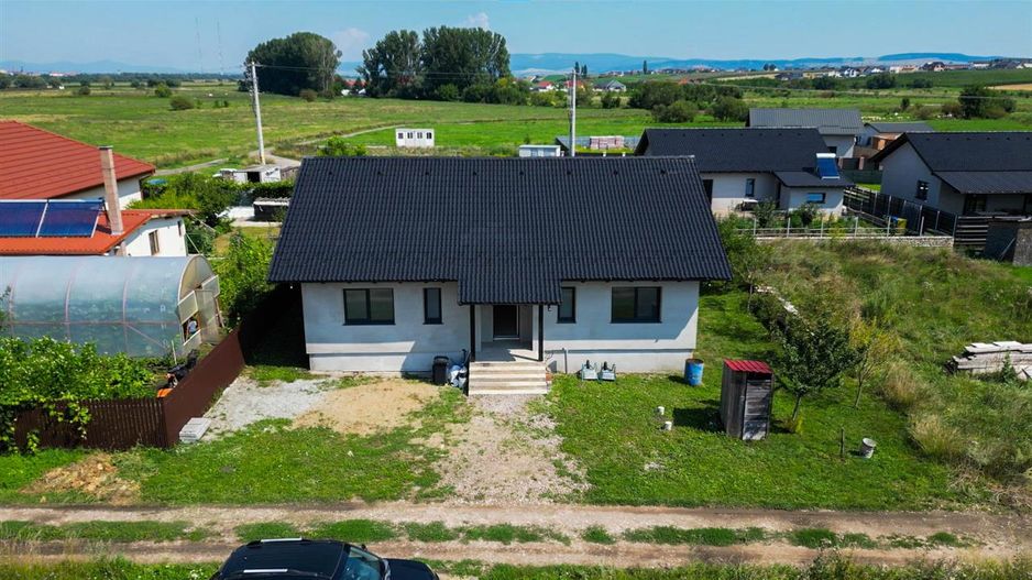 Casa personalizabila,pe un singur nivel,  pod mansardabil,pozitie cu liniste - Poză 8