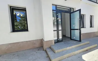 Sediu Birouri 140 mp | Vilă Individuală Singur Curte | Zonă Centrală | Parcare - Poză 12