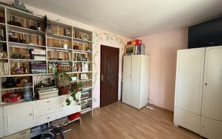 De vânzare apartament 4 camere decomandat, etaj 1 – zona Capat la 1 - Poză 4