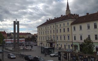 Apartament 3 camere, primitor, situat pe Bulevardul Eroilor!!! - Poză 6