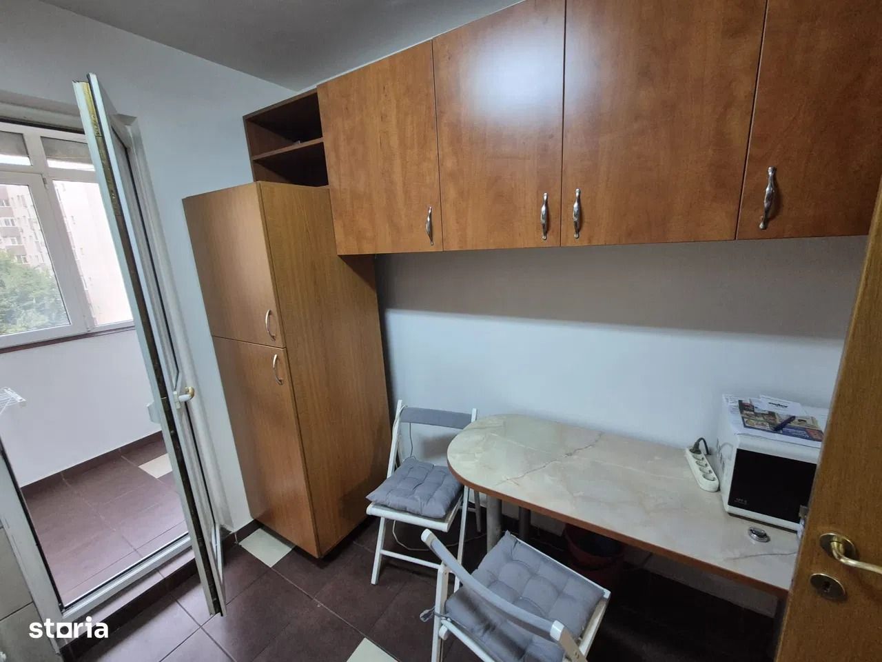 AP. 3 CAMERE CRANGASI, BUCATARIE INCHISA, 83 MP UTILI, CURAT, LIBER - Poză 10