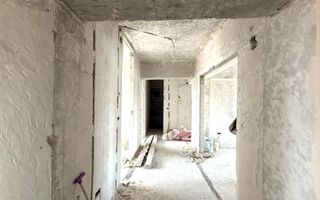 APARTAMENT SPATIOS CU VEDERE PE 2 PARTI - Poză 8