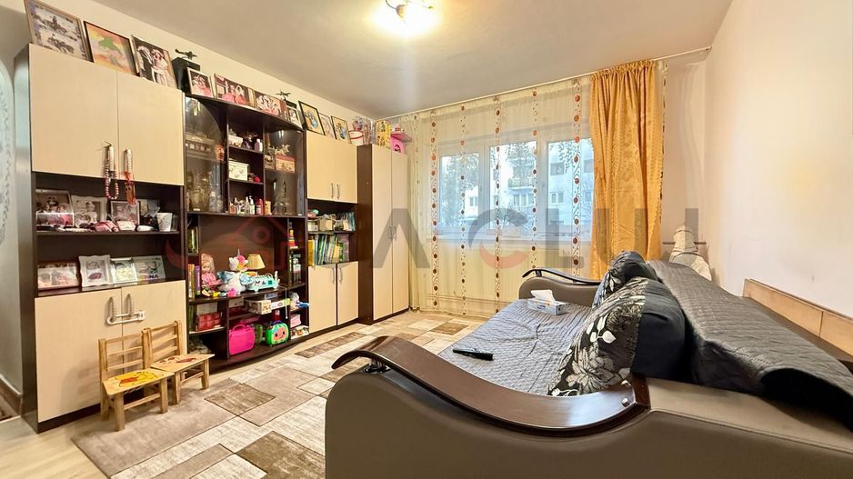 3 camere semidecomandate, zona Bucegi Mănăștur! - Poză 3