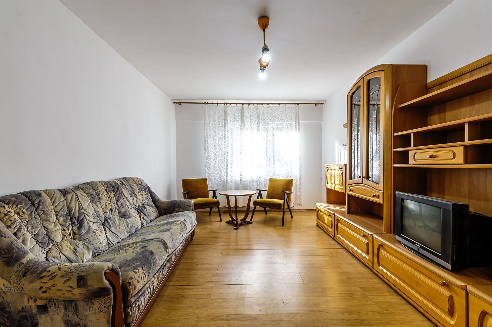 Apartament luminos cu 2 camere - Poză 2