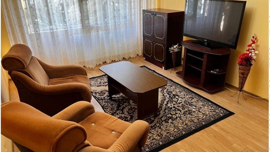 APARTAMENT 3 CAMERE INEL 2 - TERMEN LUNG - CENTRALA GAZE - Poză 1