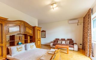 Vilă cu piscină în Micalaca - Poză 6