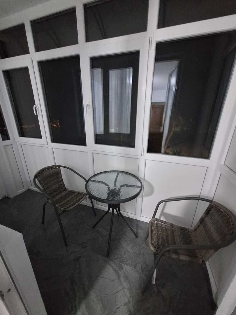 Apartament 2 Camere in Rovine - Poză 8