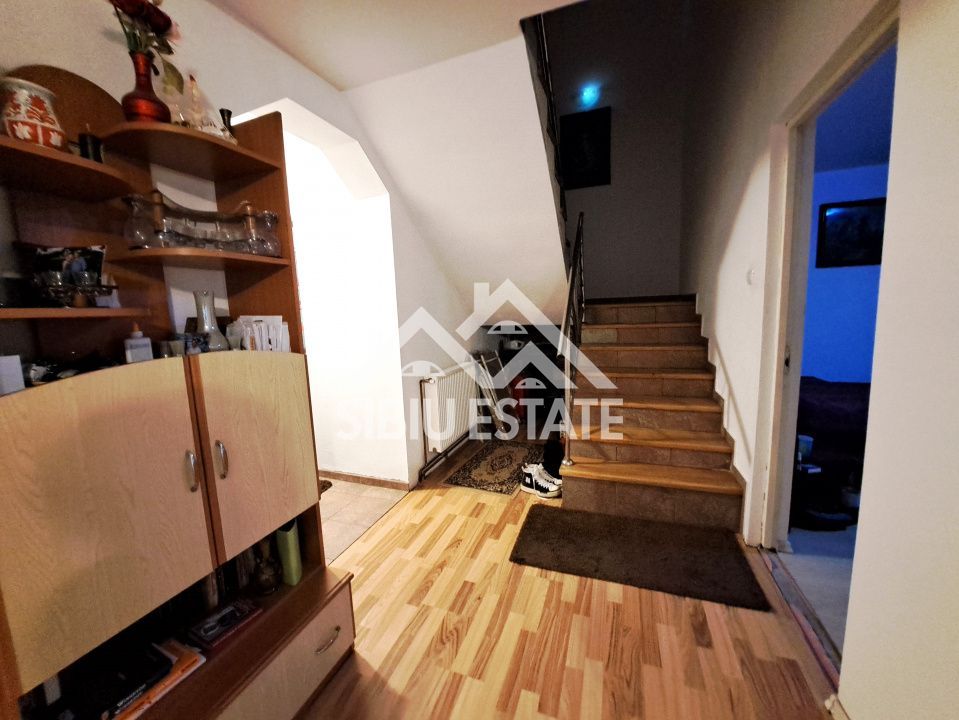 Casa Selimbar, pivnita mare, dormitor la parter - Poză 9