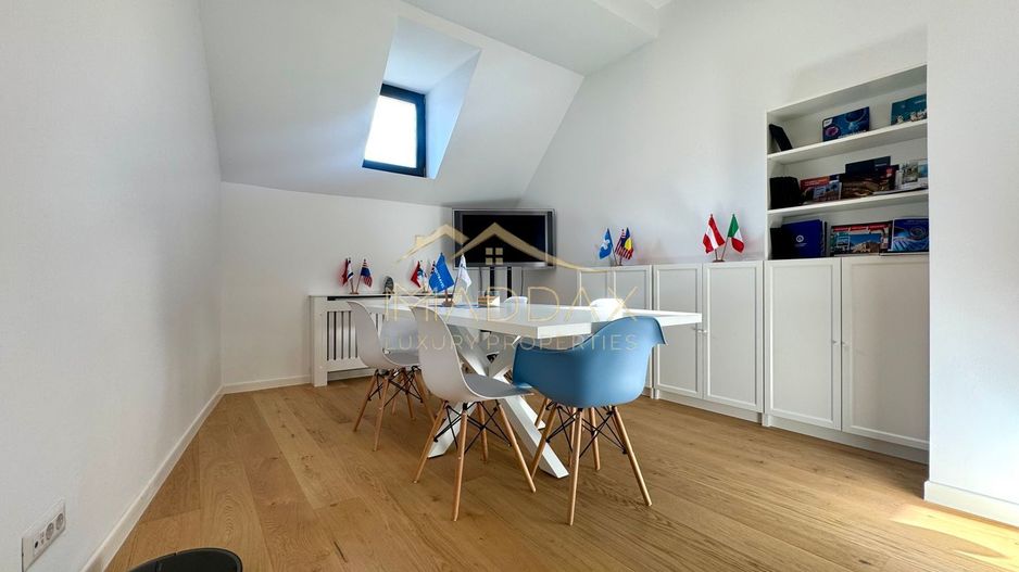 Apartament cu *3 camere* / Cladire Istorica stil Brancovenesc / Universitate - Poză 20