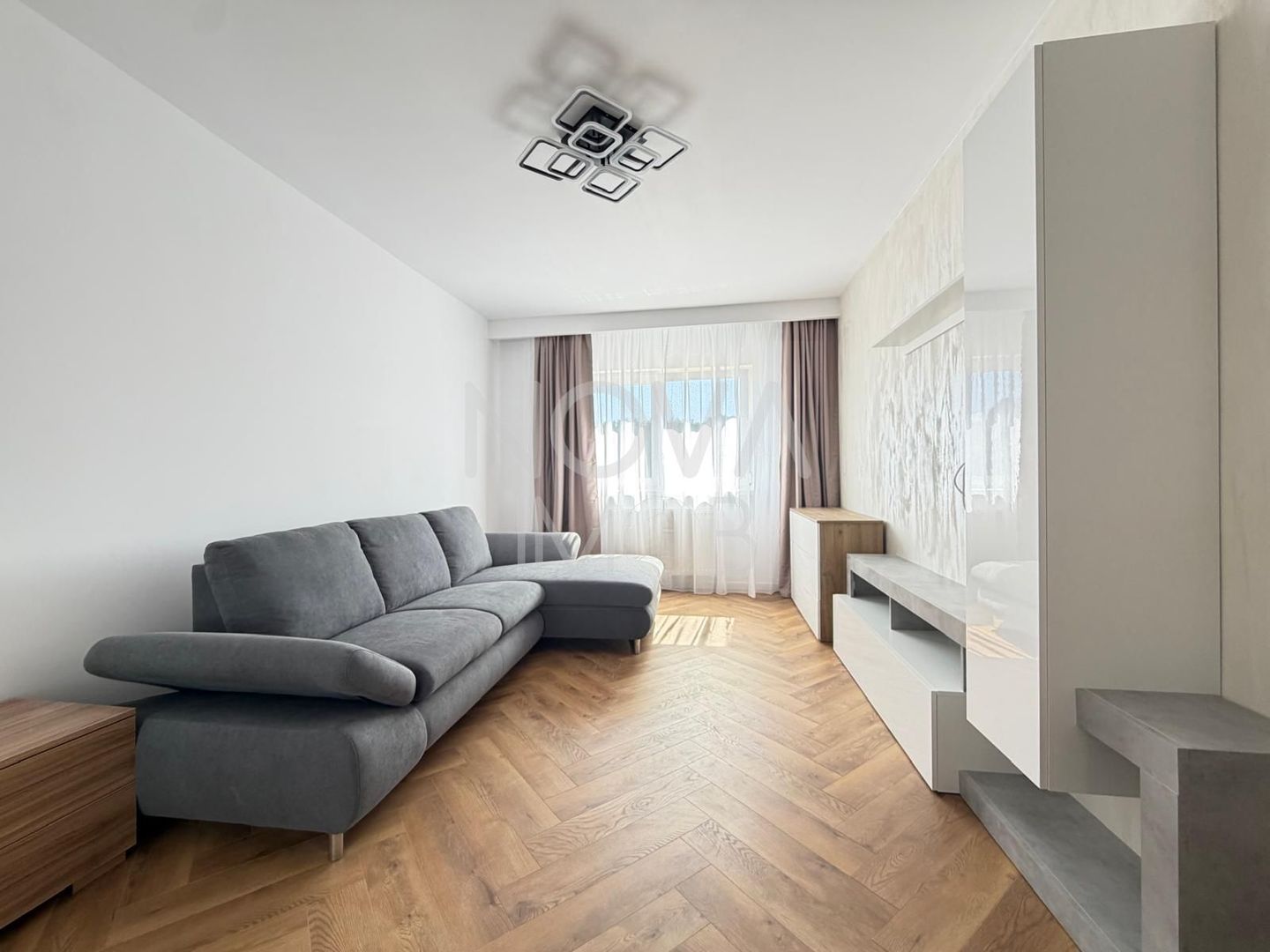Apartament 2 camere, PRIMA INCHIRIERE,  Valea Aurie - Poză 3