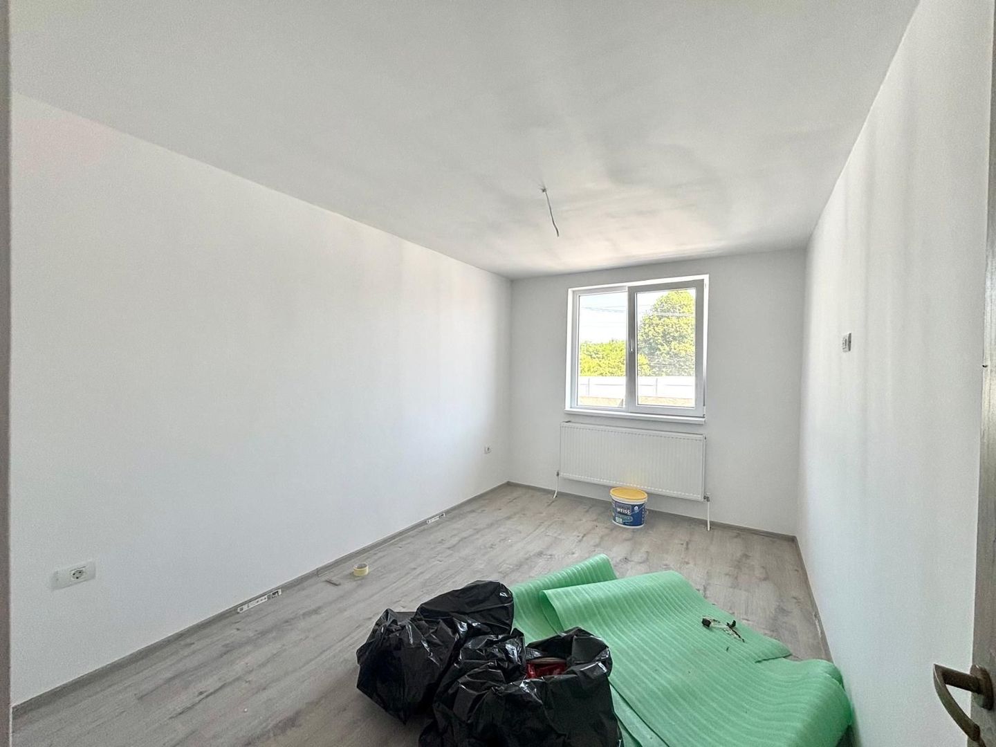 Super pret- Casa individuala - 4 camere - 1334 euro/ mp - Sag - Poză 5