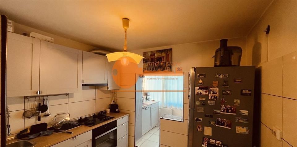 Apartament cu 3 cameer Pacii-Apusului - Poză 8