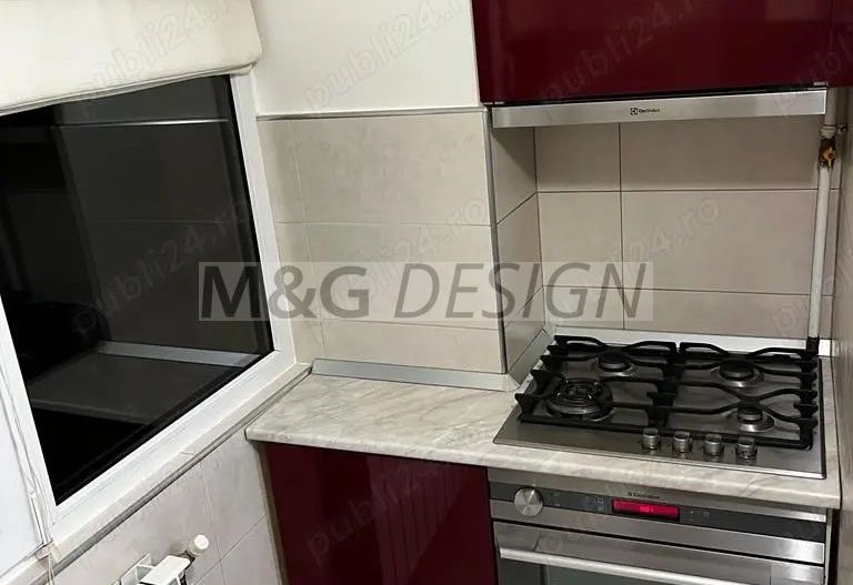 Apartament cu 3 camere Lunei - Poză 4