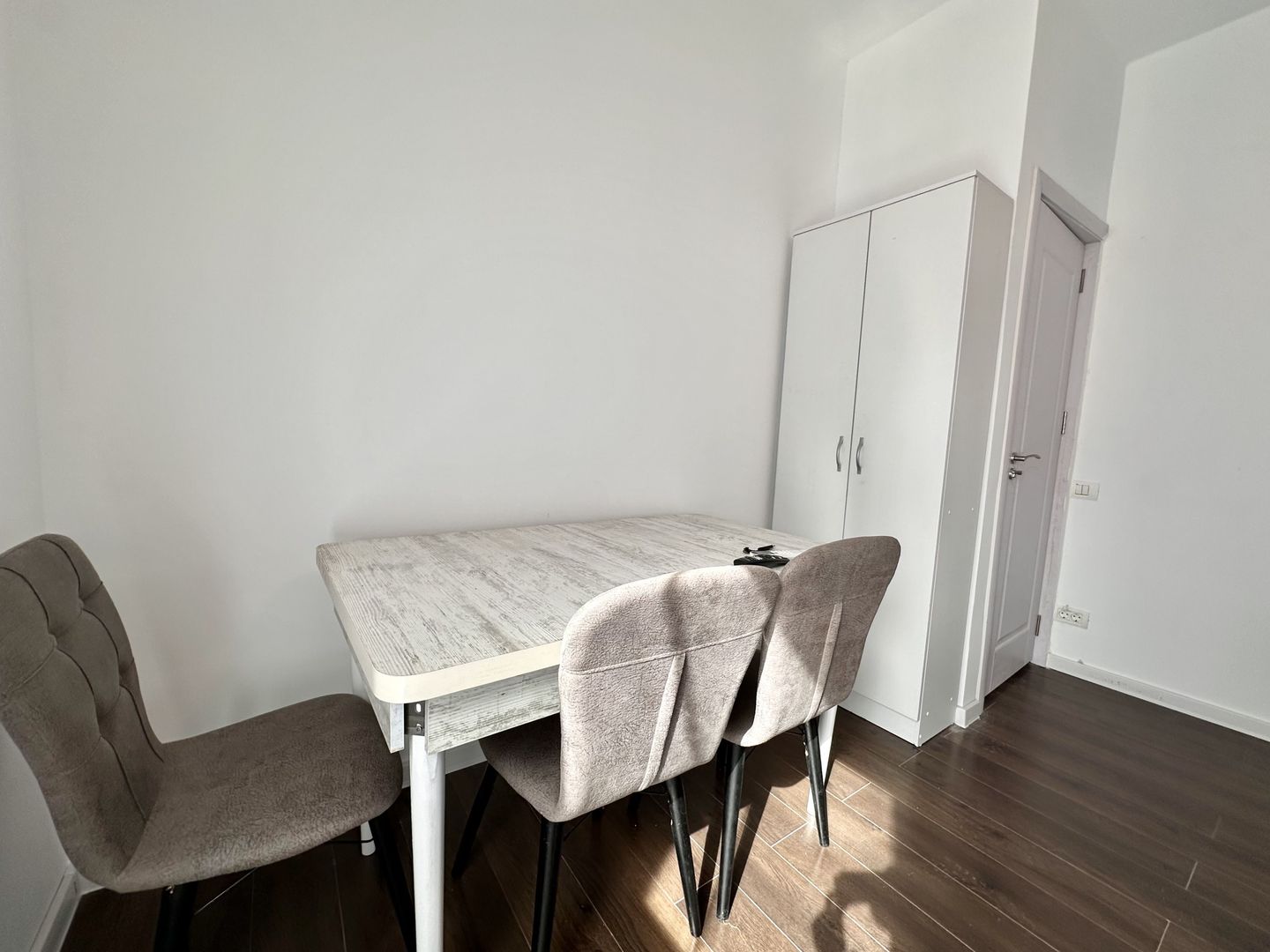 Apartament 2 Camere Exigent Plaza Faza 5 + Parcare inclusa! - Poză 4