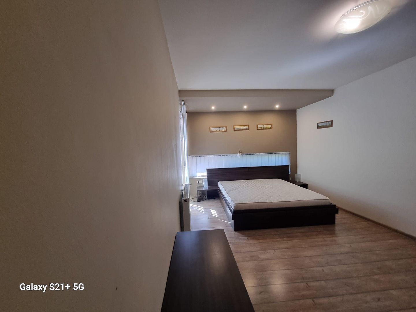 Vilă cu 4 camere de închiriat în zona Braytim cu piscina - Poză 13