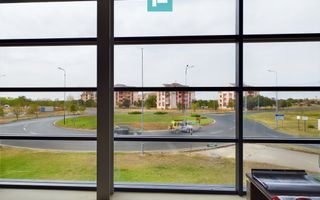 Clădire modernă pentru birouri 340 mp - Poză 12