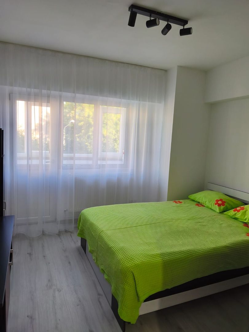 Apartament cu 2 camere de închiriat în Calea Bucuresti, Craiova - Poză 1