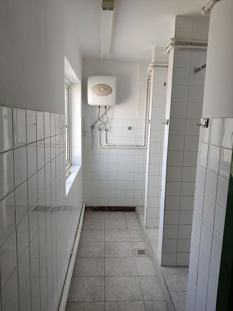 IDEAL PENTRU GRADINITA/SCOALA /AZIL BATRANI / ORFELINAT - Poză 19