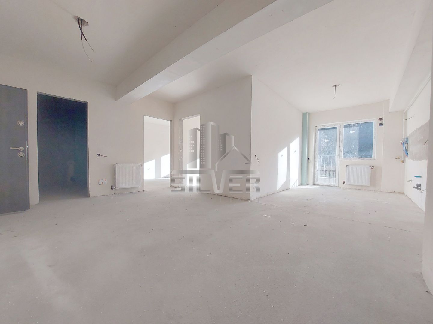 Apartament cu 3 camere+terasa de 13 mp! - Poză 1