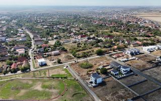Teren intravilan 703mp pe colt cu doua fronturi generoase Giarmta - Poză 2