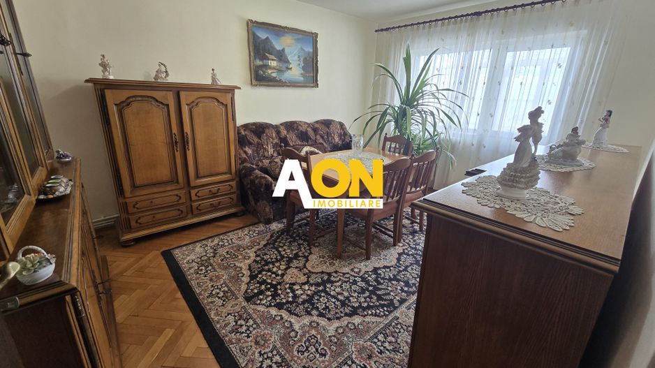 Apartament 4 Camere 75mp Utili, Zona Cetate - Poză 1