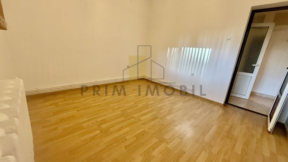 2 camere Decomandat – Copou, Bd. Carol I, 250 m de Universitate - Poză 1