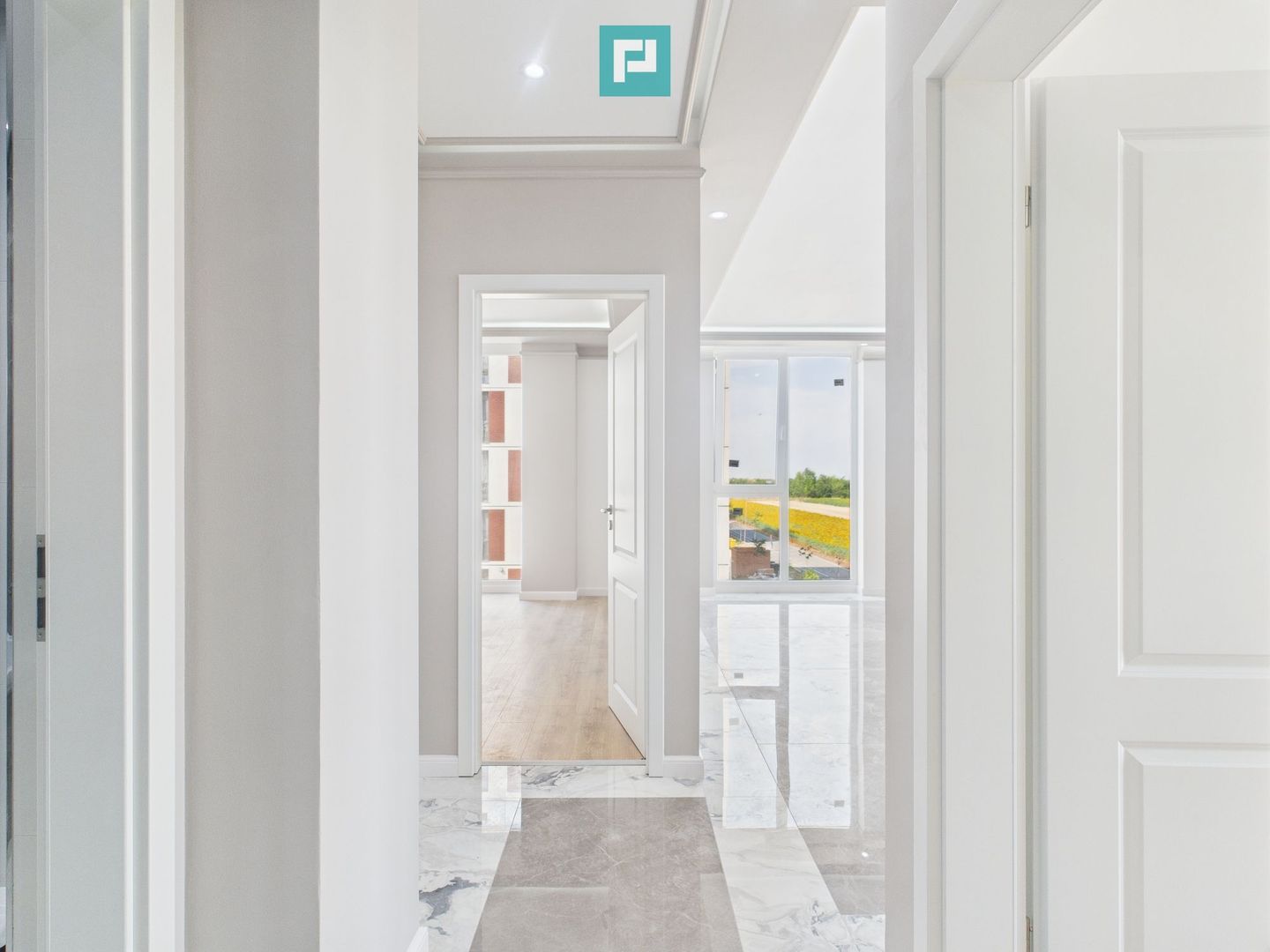 Apartament trei camere Torontalului - Poză 9