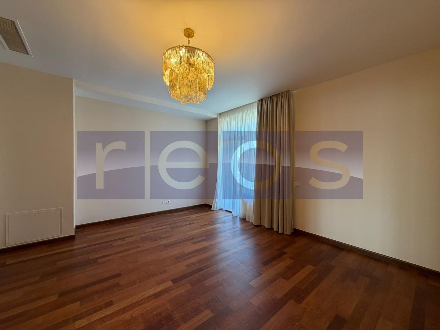 INCHIRIERE 4 CAMERE LUX | 200MP | NEMOBILAT | LOC PARCARE | VEDERE LAC - Poză 10