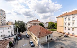 Apartament cu 4 camere LUX, zona Gloria – Pedagogic – Malul Mureșului - Poză 3