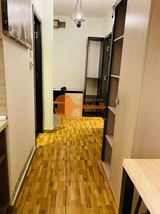 Garsoniera la 7 minute de Metrou Crangasi - Poză 3