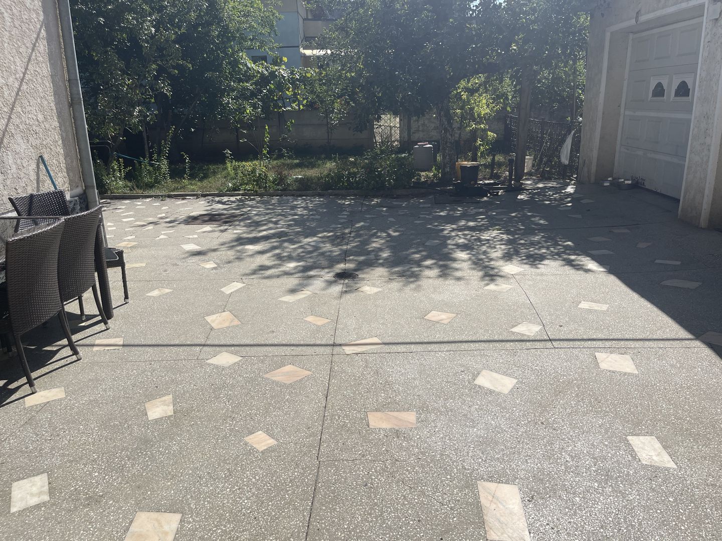 Casa cu teren 1000 mp și front 26 ml în zona Bogdanesti - Poză 8